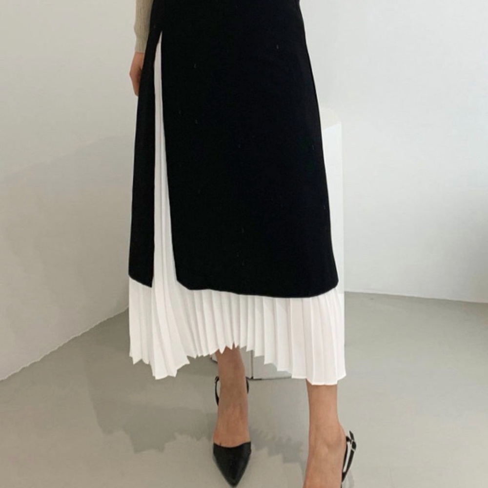 Black & White Pleated Hem Midi Skirt